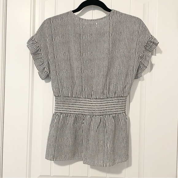 Max Studio Striped Tie-Front Blouse in Black and White Size Small - Picture 4 of 10